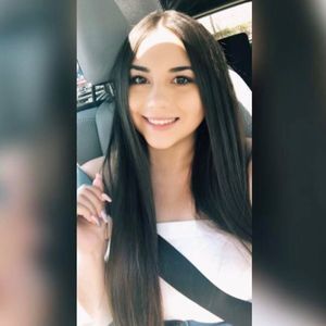 Meet your Posher, Evalinda